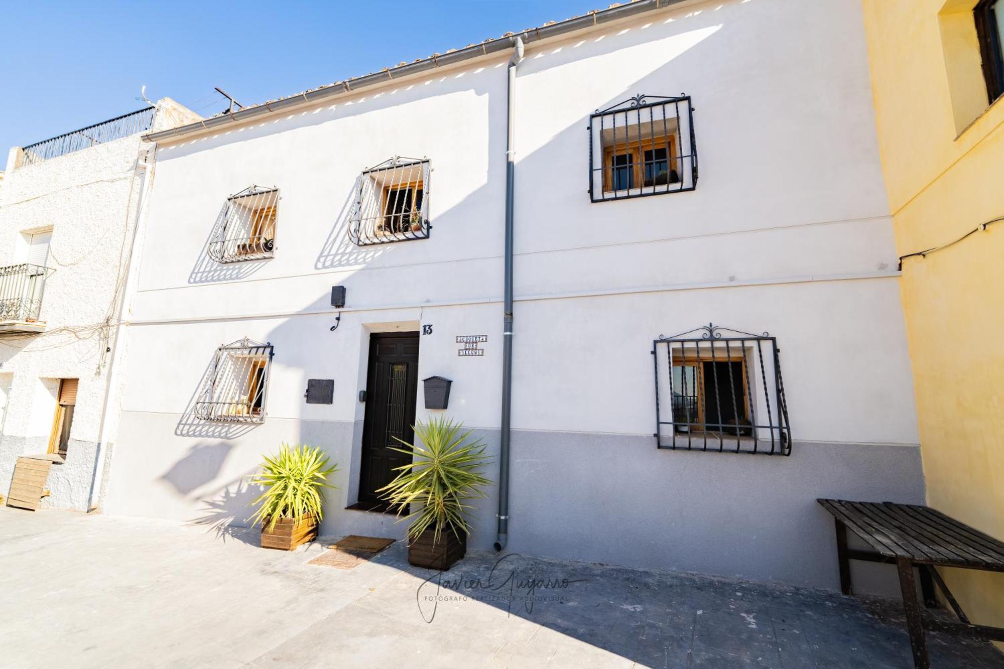 Vila Casa Cuquet De Llum Onil Exteriér fotografie