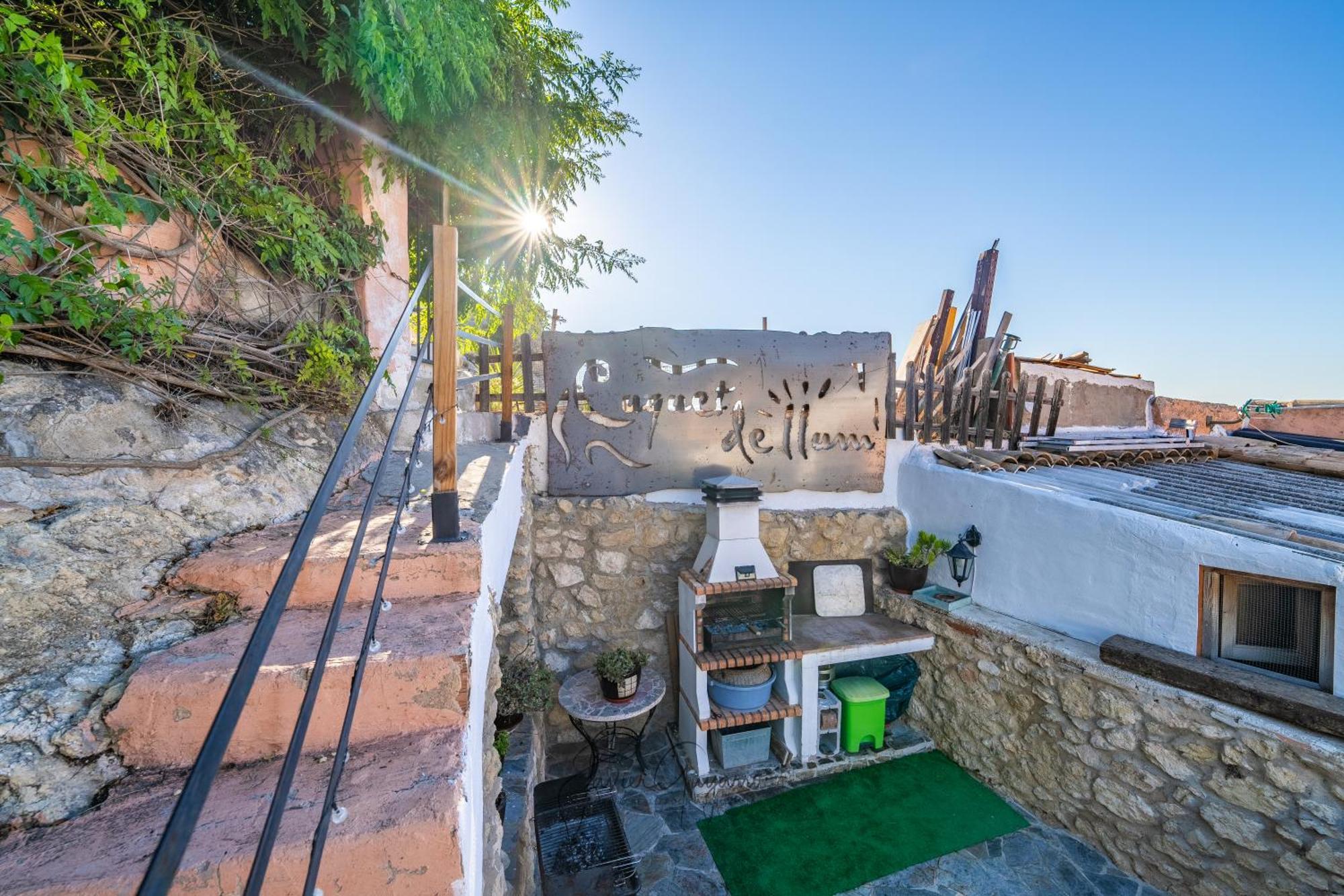 Vila Casa Cuquet De Llum Onil Exteriér fotografie